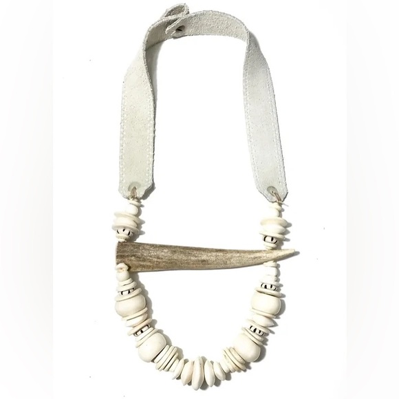 NIB: Twine & Twig Dumont Necklace - Picture 2 of 2